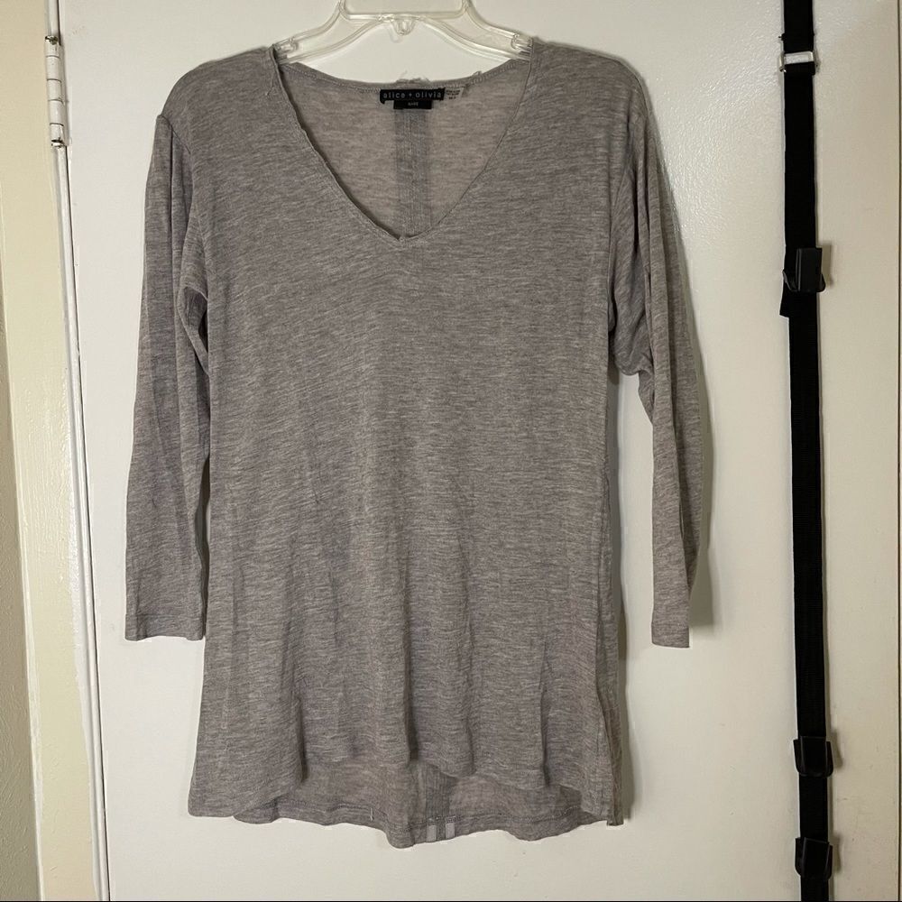 Alice And Olivia Base Tan V Neck Long Sleeve Shirt